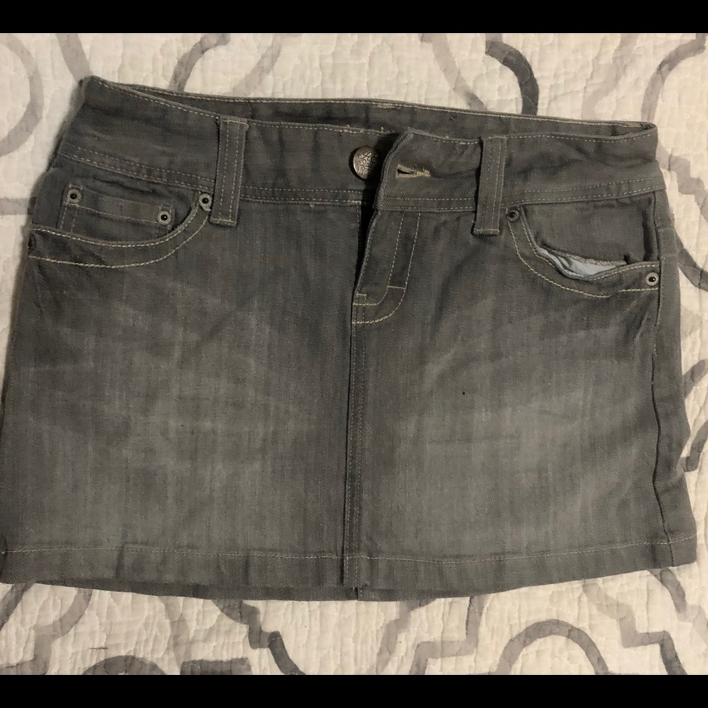 American eagle grey jean skirt